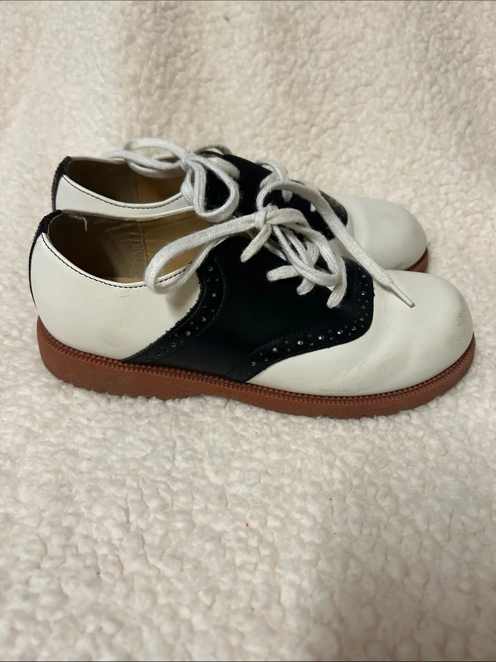 Girls Size 1 Stride Rite Saddle Shoes
